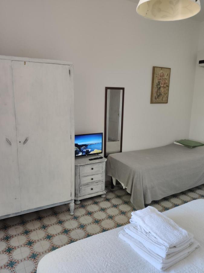 Holiday Home Sulmare イーゾラ・デッレ・フェンミネ エクステリア 写真