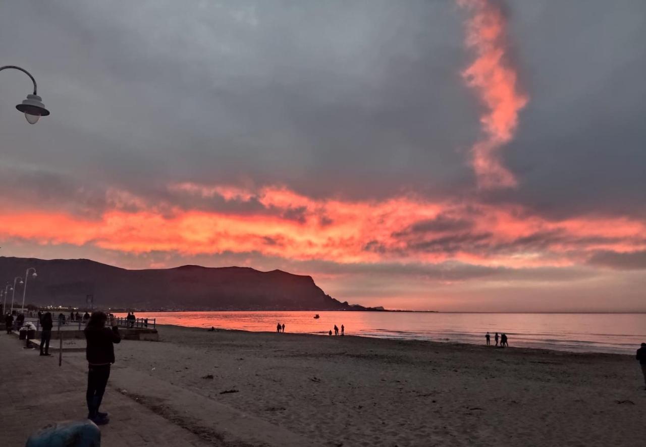 Holiday Home Sulmare イーゾラ・デッレ・フェンミネ エクステリア 写真